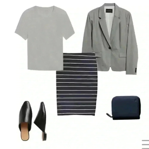 Banana Republic 2-Piece Organic Cotton Crew Neck T-Shirts - Picture 2 of 9